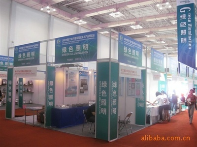 上海華藝展覽服務(wù) 專業(yè)提供展覽器材與標(biāo)攤租賃，助力高效布展